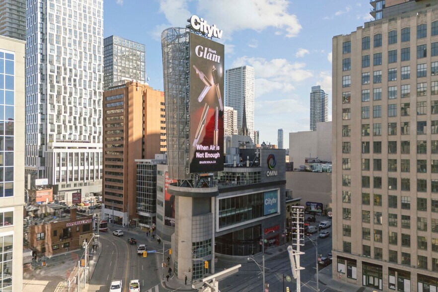 More Photos Of 33 Dundas St E, Toronto Office For Sale