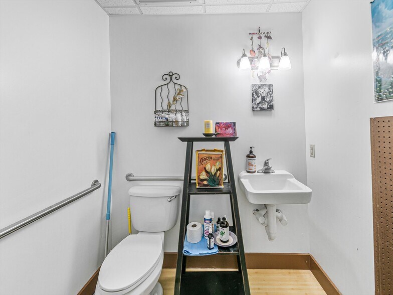 More Photos Of 29 W French Broad St, Brevard Apartments For Sale
