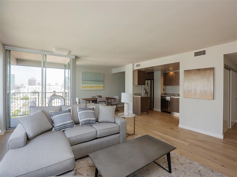 More Photos Of 3460 W 7th St, Los Angeles Apartments For Lease