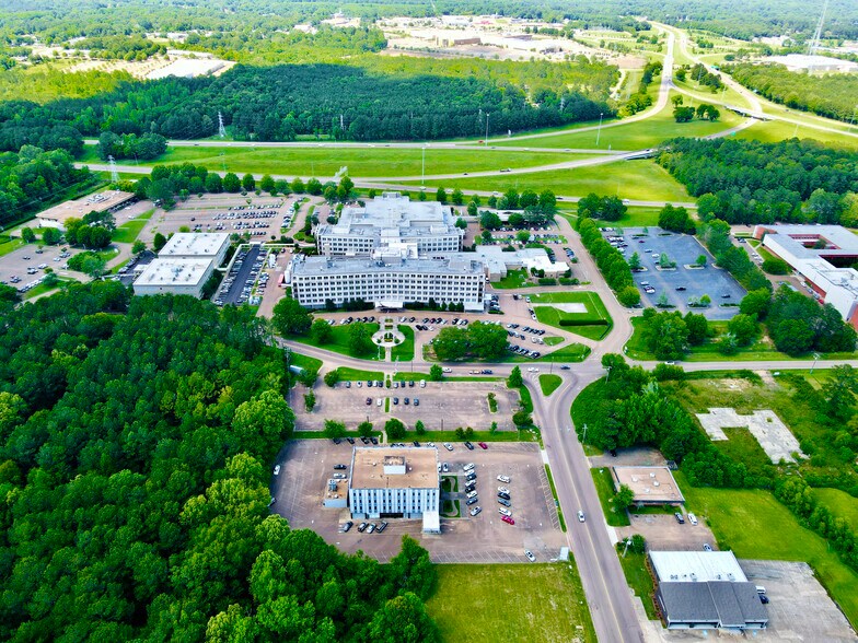 More Photos Of 1815 Hospital Dr, Jackson Medical For Sale