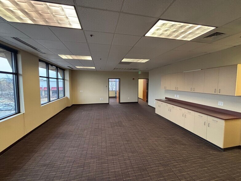 More Photos Of 18801 E Mainstreet, Parker Medical For Sale