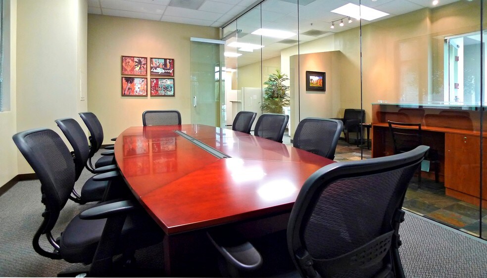 More Photos Of 27 Orchard Rd, Lake Forest Office For Sale