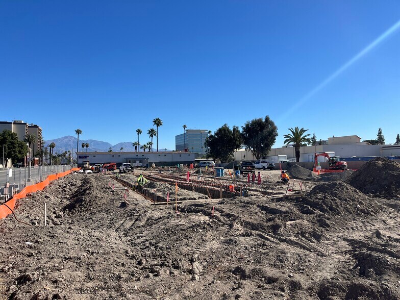 More Photos Of 539 N H St, San Bernardino Fast Food For Sale