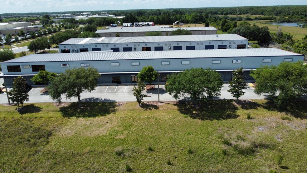 More Photos Of 5250-5275 Giron Cir, Kissimmee Unknown For Lease