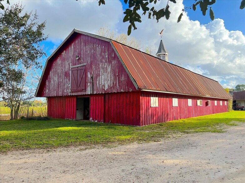 More Photos Of 14939 Cullen Blvd, Houston Land For Sale