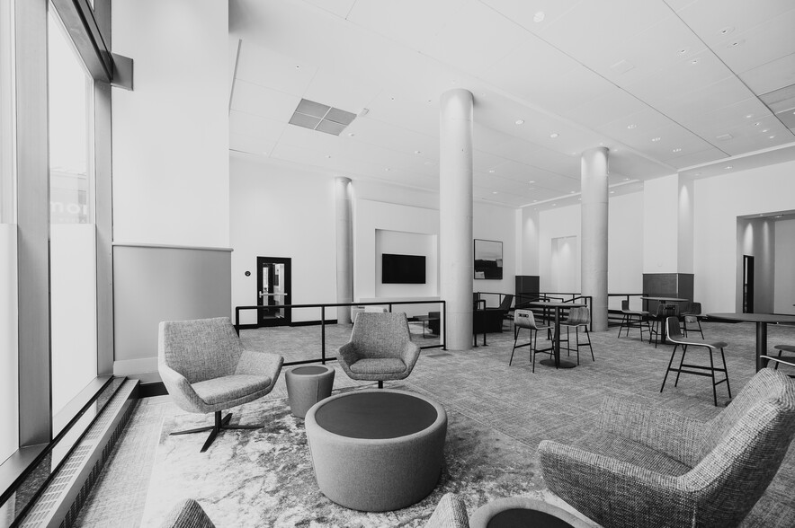 More Photos Of 360 Saint Peter St, Saint Paul Apartments For Lease
