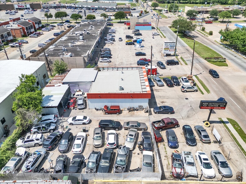 More Photos Of 10090 S Gessner, Houston General Retail For Sale