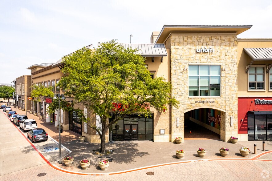 More Photos Of 7401 Lone Star Dr, Plano Unknown For Lease