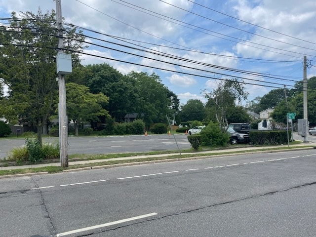 More Photos Of 570 Broadway, Amityville Office For Sale