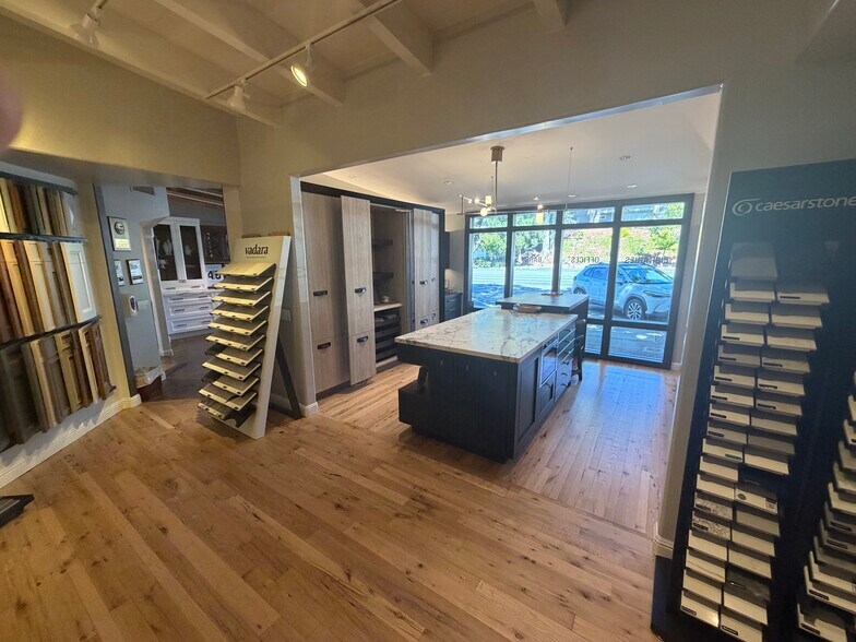 More Photos Of 3373-3375 Mount Diablo Blvd, Lafayette Loft Creative Space For Sale