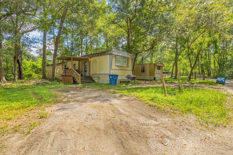 More Photos Of , Splendora Specialty For Sale