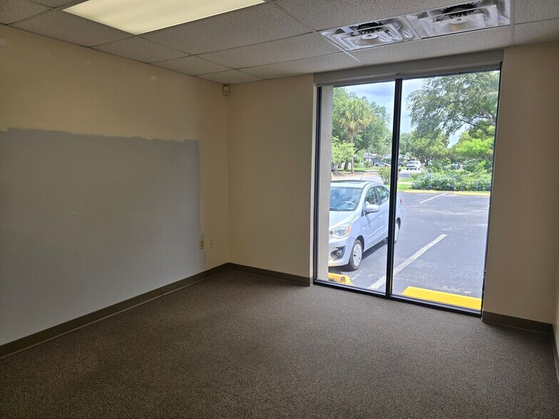 More Photos Of 7201-7205 Aloma Ave, Winter Park Office For Lease