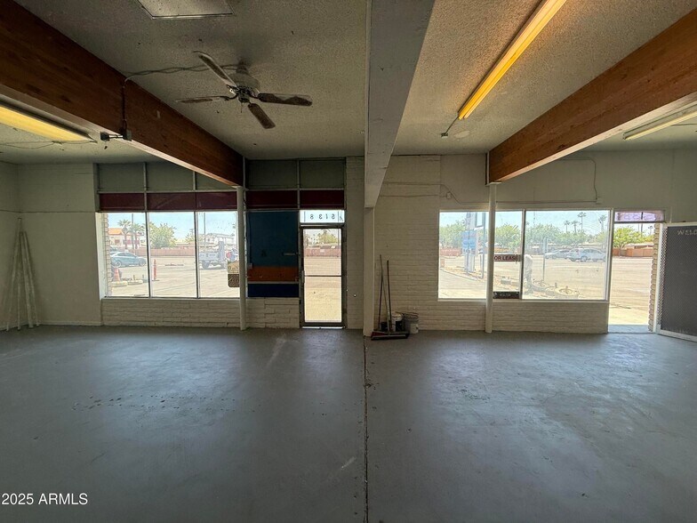 More Photos Of 5138 W Camelback Rd, Glendale Freestanding For Lease