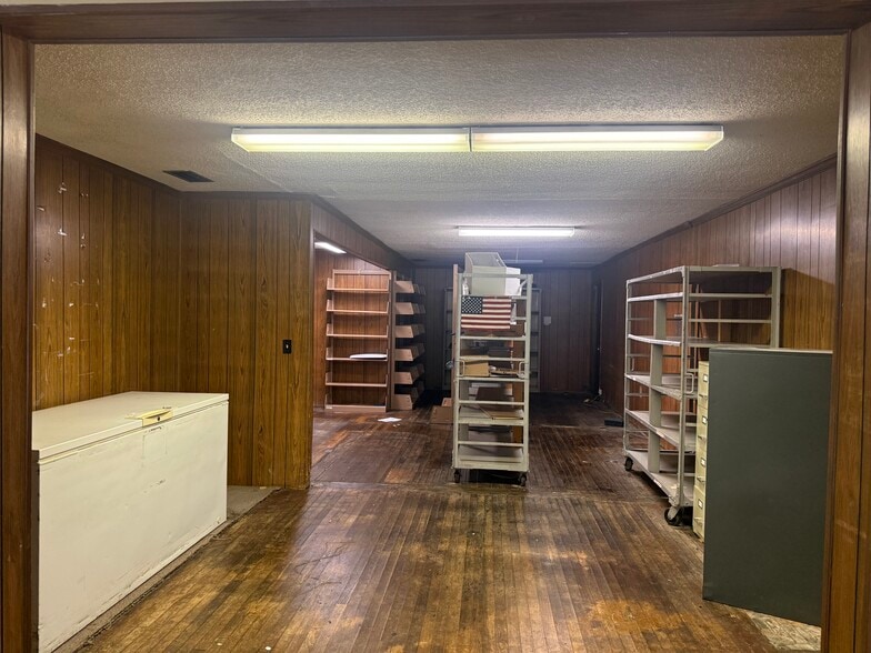 More Photos Of 1450 Rogero Rd, Jacksonville Office For Sale
