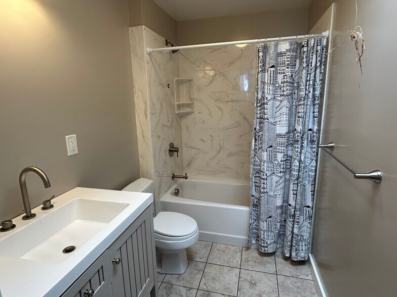 More Photos Of 3820 Broadway, Oakland Office Residential For Lease