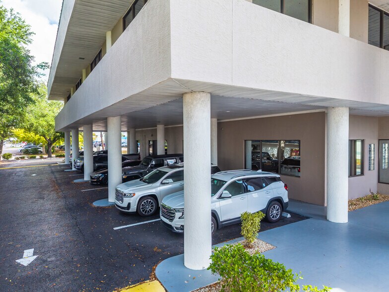 More Photos Of 1425 Viscaya Pky, Cape Coral Office For Lease