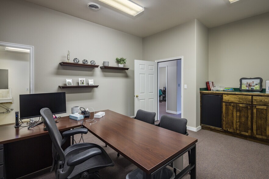 More Photos Of 45 E Center St, Moab Storefront For Sale