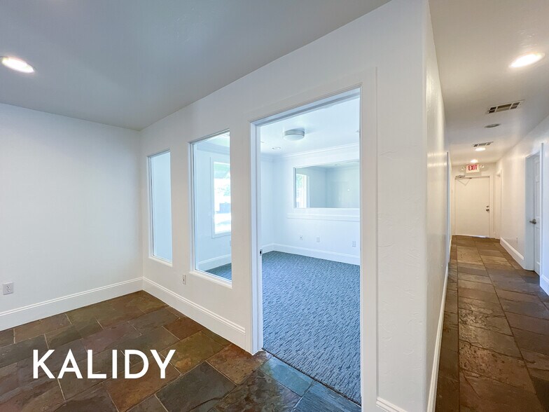 More Photos Of 14909 N Kelly Ave, Edmond Loft Creative Space For Lease