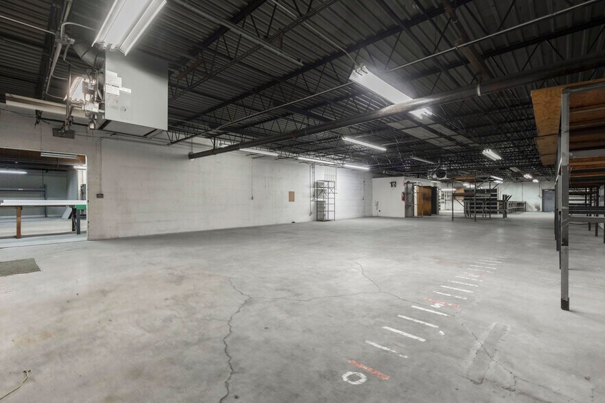 More Photos Of 1311 Bernheim Ln, Louisville Industrial For Sale