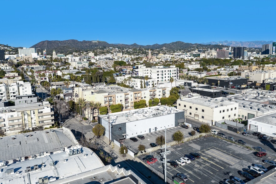 More Photos Of 6860 Lexington Ave, Los Angeles Loft Creative Space For Sale