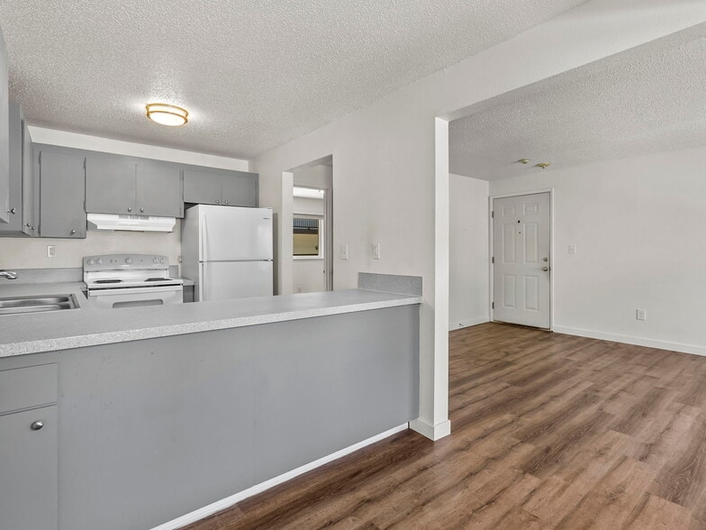 More Photos Of 210 Bethel St NE, Olympia Apartments For Sale