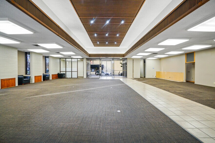 More Photos Of 1414 Webster St, Alameda Bank For Lease