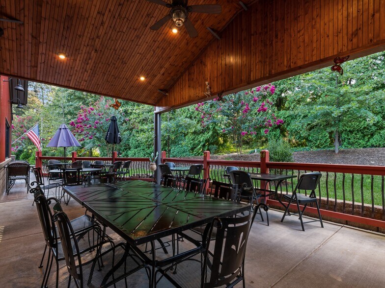 More Photos Of 62 Overbrook St, Waynesville Specialty For Sale