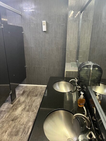 More Photos Of 1920 E Hallandale Beach Blvd, Hallandale Beach Office For Sale