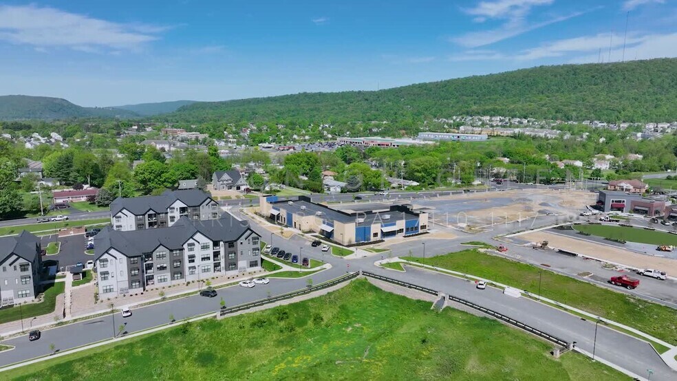 More Photos Of 2600 Union Green, Harrisburg Office For Lease