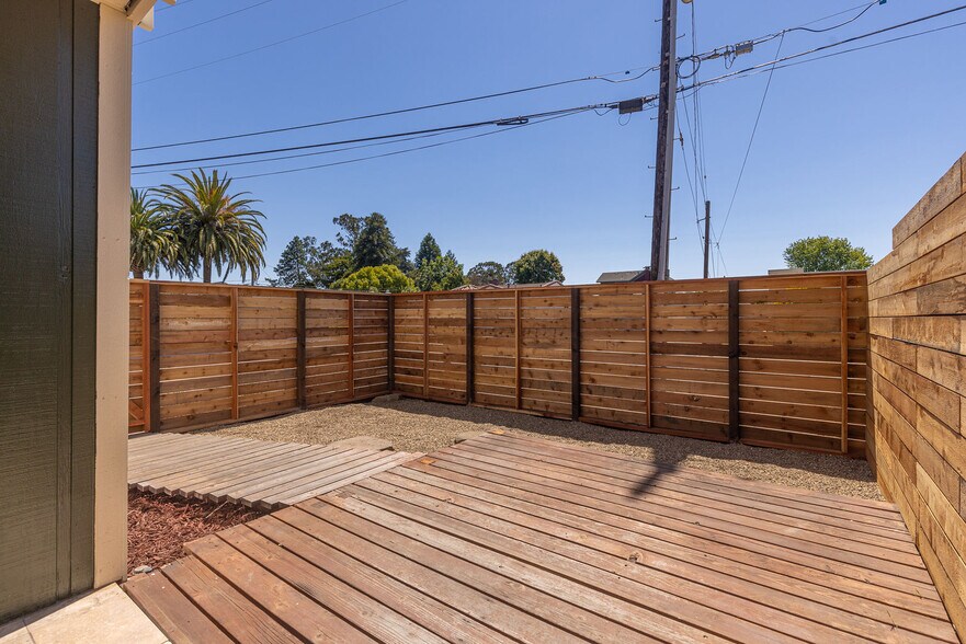 More Photos Of 214 S Branciforte Ave, Santa Cruz Apartments For Sale