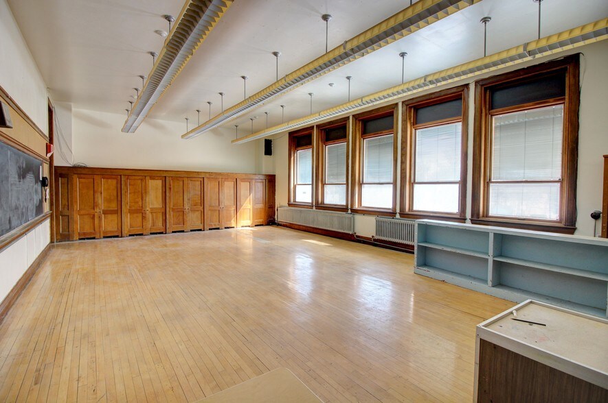 More Photos Of 81 W Bayard St, Seneca Falls Office Residential For Sale