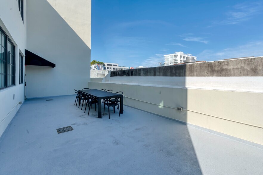More Photos Of 2509 N Miami Ave, Miami Loft Creative Space For Lease
