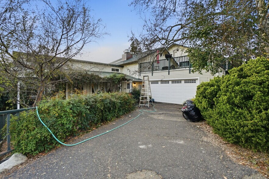 More Photos Of 21645 Parrotts Ferry Rd, Sonora Specialty For Sale