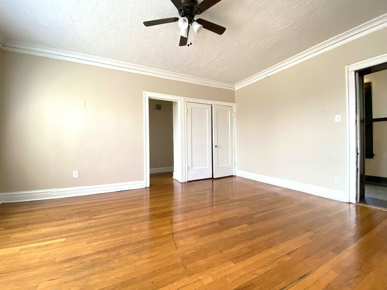 More Photos Of 446-458 E 79th St, Chicago Apartments For Sale