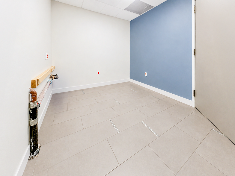 More Photos Of 2480-2482 Mission St, San Francisco Medical For Lease