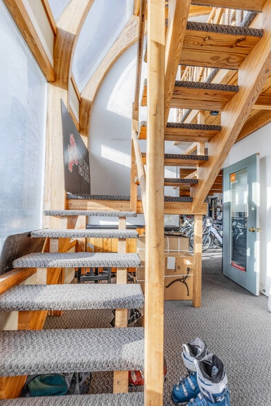 More Photos Of 830 Flory Mill Rd, Lancaster Light Manufacturing For Sale