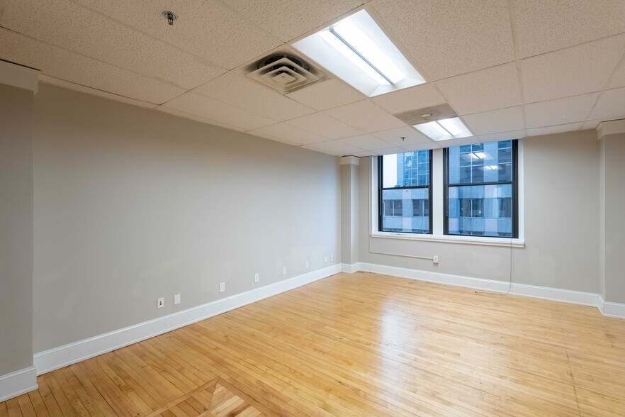 More Photos Of 19 W Hargett St, Raleigh Loft Creative Space For Lease