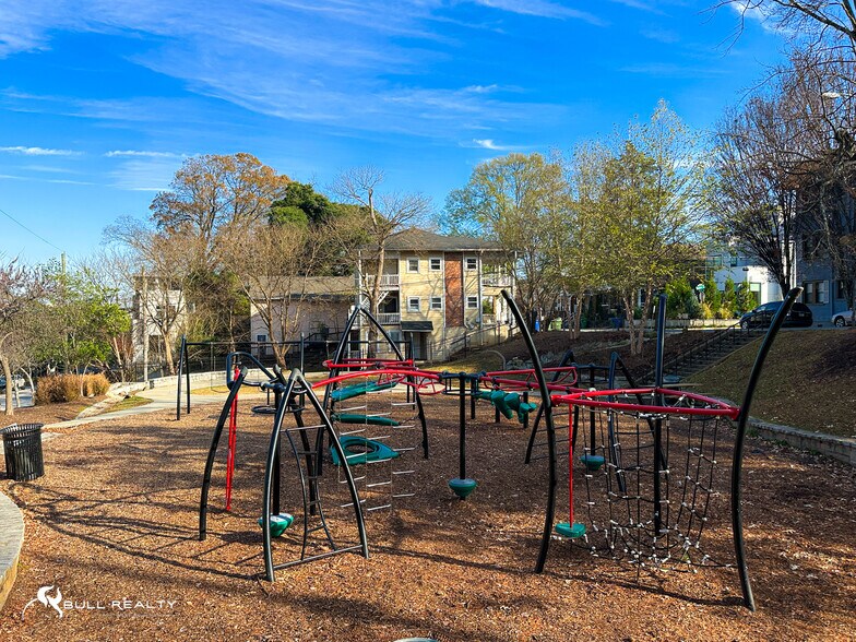 More Photos Of 494 Winton Ter NE, Atlanta Apartments For Sale