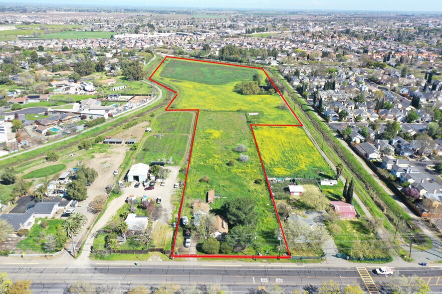 Primary Photo Of 800 Minnesota Ave, Brentwood Land For Sale
