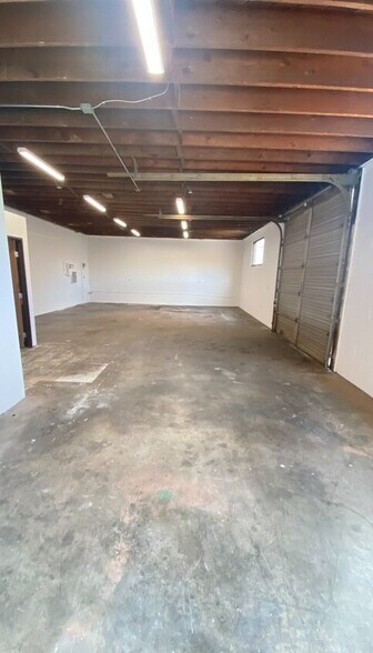 More Photos Of 4417-4419 Rowland Ave, El Monte Warehouse For Lease