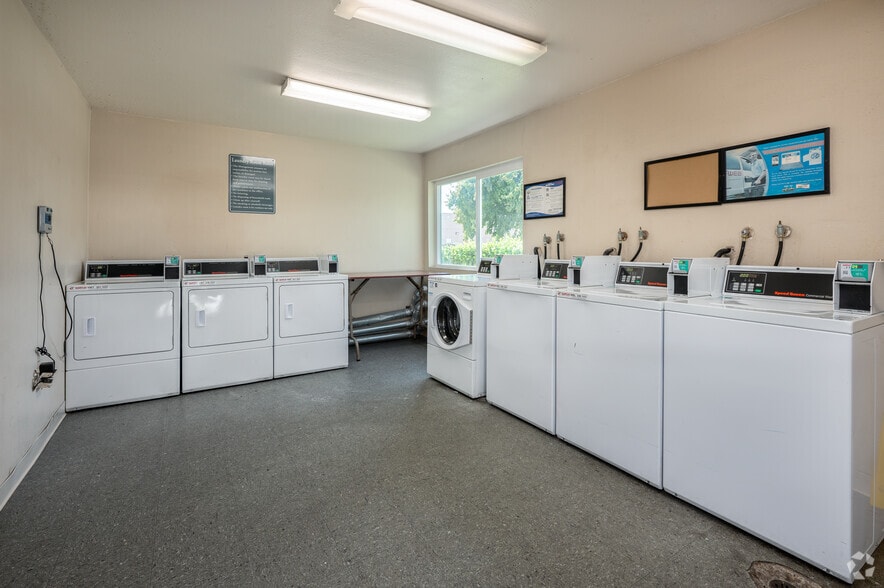 More Photos Of 1400 Fulton Ave, Sacramento Apartments For Sale