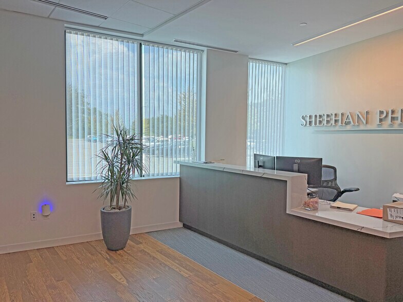 More Photos Of 75 Portsmouth Blvd, Portsmouth Office For Lease