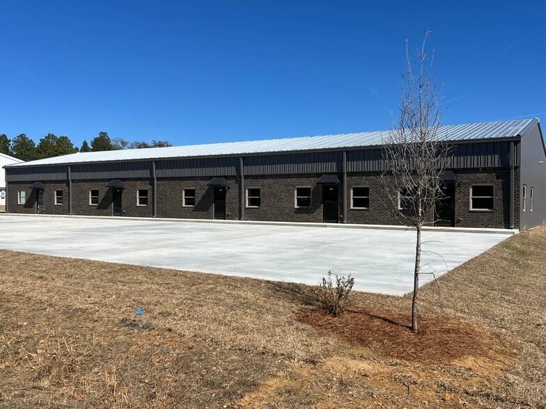 More Photos Of 2109 Chanabby Ct, Statesboro Warehouse For Lease