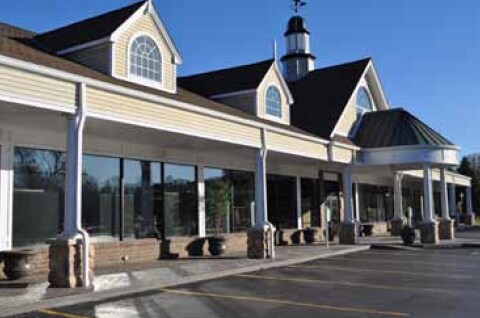 More Photos Of 540 Cortland Dr, Lake Zurich Storefront For Lease