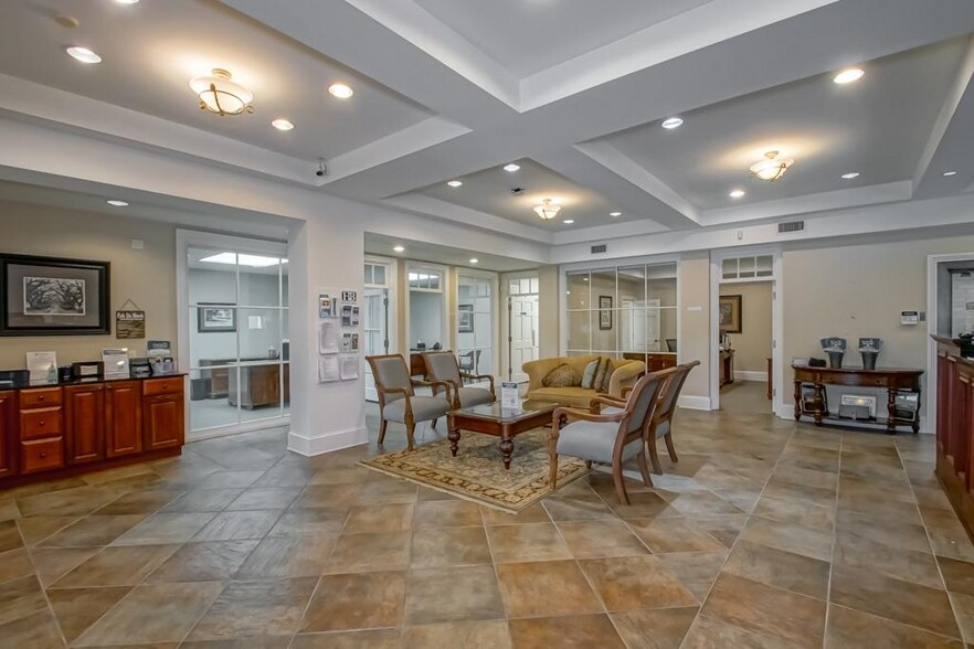 More Photos Of 200 Gause Blvd, Slidell Office For Sale