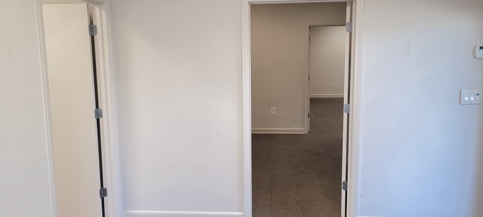 More Photos Of 894 W Saint John St, Spartanburg Medical For Lease