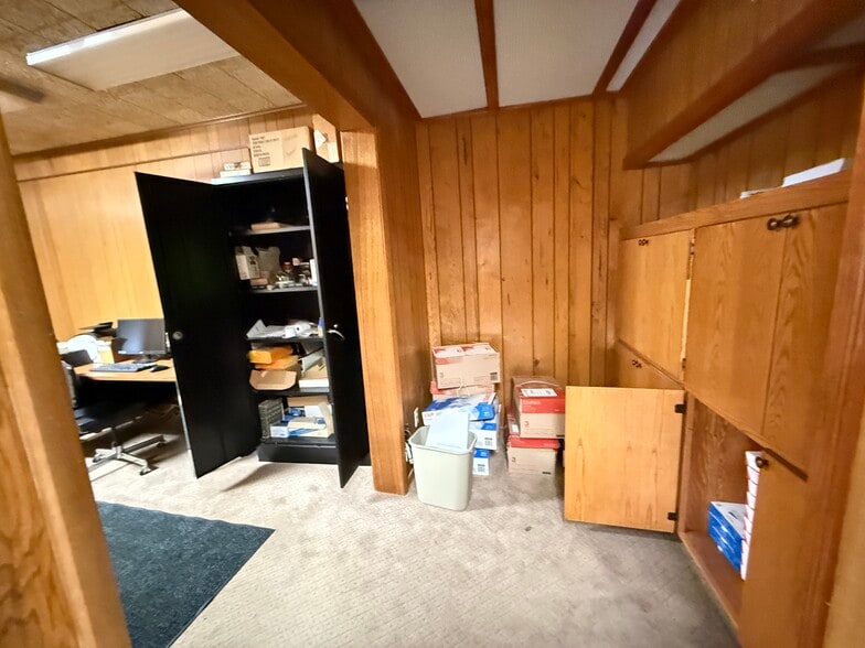 More Photos Of 12525 Old Highway 99, Seminole Warehouse For Sale
