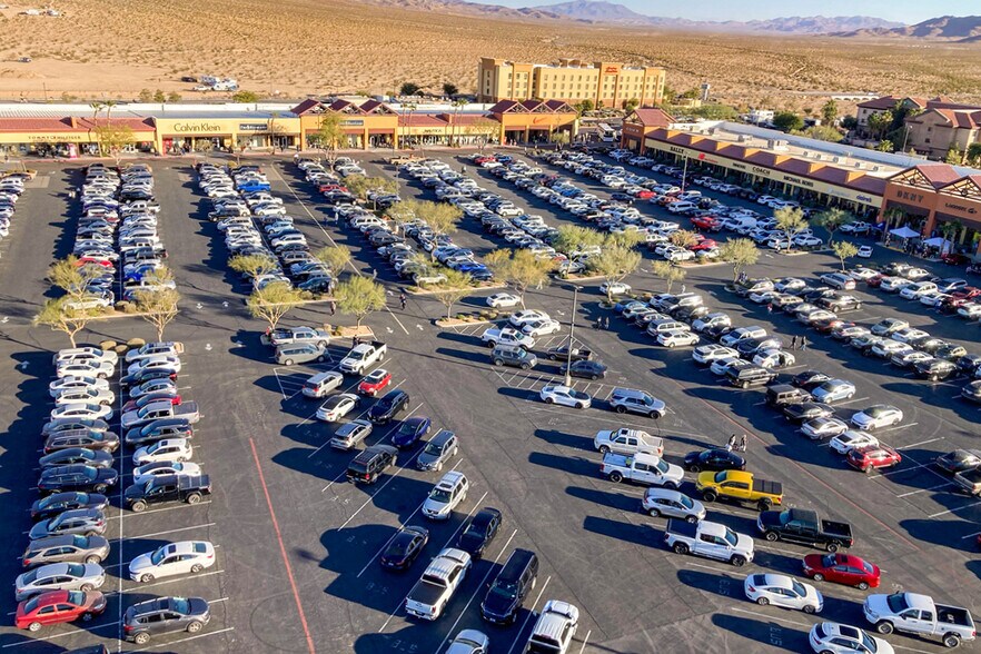 More Photos Of 2796 Tanger Way, Barstow General Retail For Sale