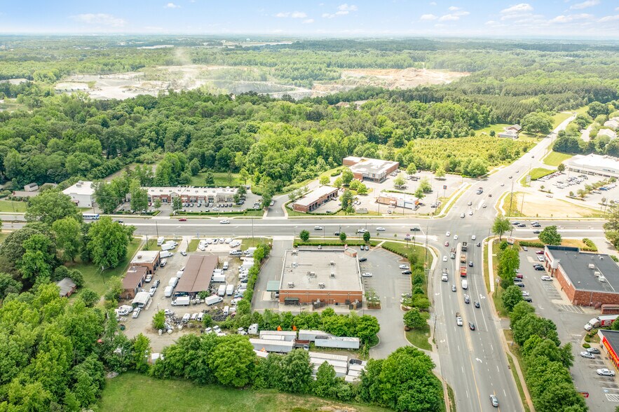 More Photos Of 5040 Beatties Ford Rd, Charlotte Drugstore For Sale