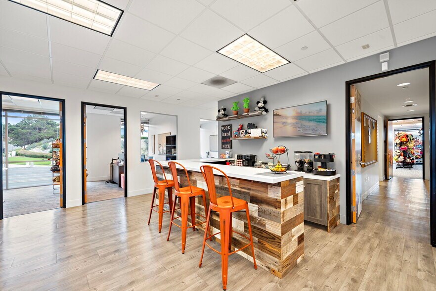 More Photos Of 27432 Aliso Creek Rd, Aliso Viejo Medical For Sale